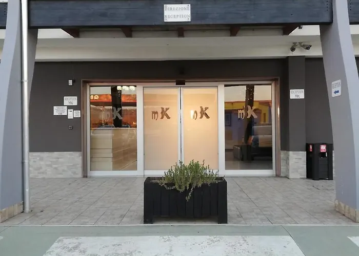 מוטל Kratos Bisignano