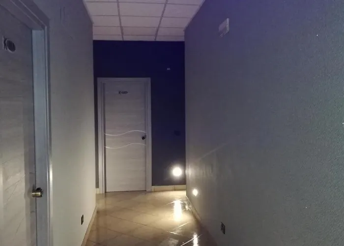 מוטל Kratos Bisignano